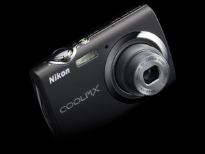 Digitalkamera Nikon Coolpix S230 (Foto: Nikon)