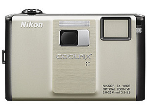 Mit Beamer getestet: Nikon Coolpix S1000pj