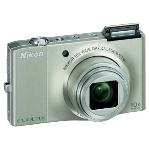 Nikon Coolpix S8000: Einsteigerkamera mit HD-Video
