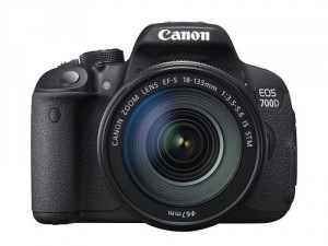 EOS 700D